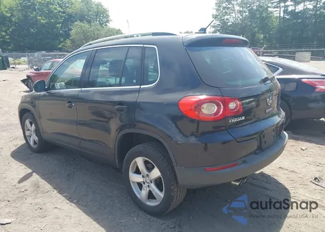 2010 Volkswagen Tiguan Wolfsburg Edition from USA, damaged, VIN WVGAV7AX1AW536752